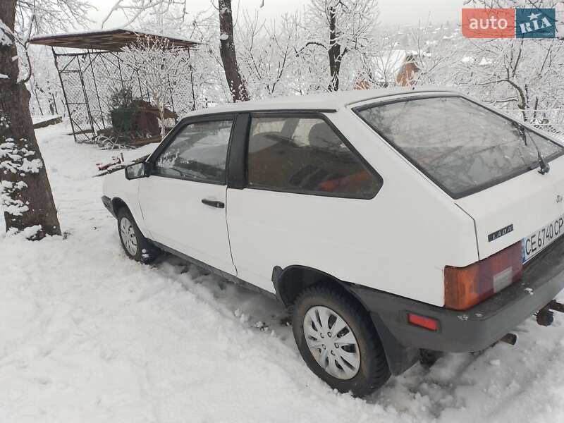 Хэтчбек ВАЗ / Lada 2108 1991 в Вижнице