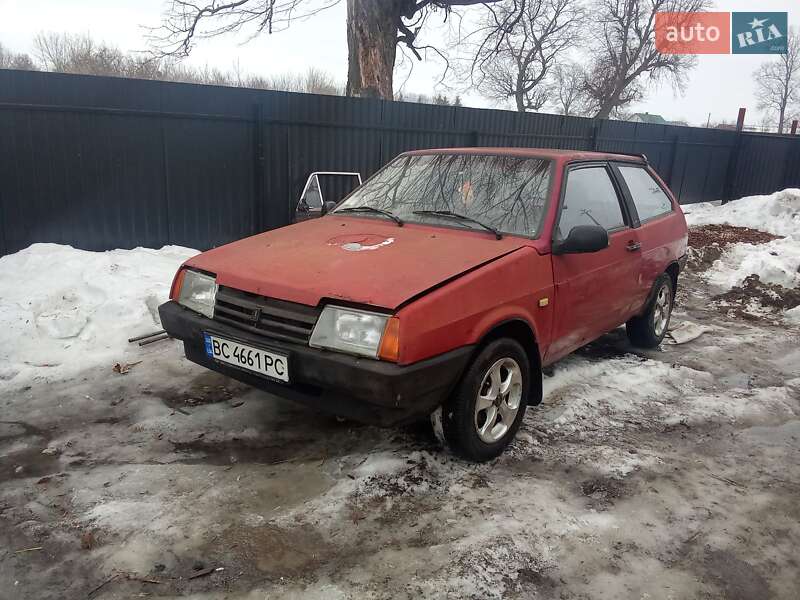 Хэтчбек ВАЗ / Lada 2108 1992 в Буске фото 2 Хэтчбек ВАЗ / Lada 2108 1992 в Буске