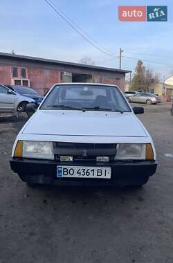 Хэтчбек ВАЗ / Lada 2108 1990 в Стебнику