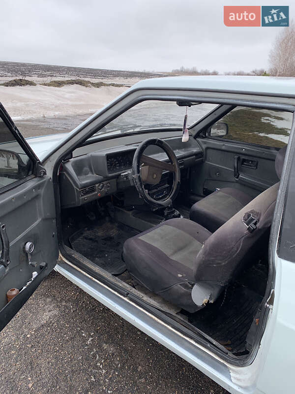 Хэтчбек ВАЗ / Lada 2108 1997 в Золотоноше фото 6 Хэтчбек ВАЗ / Lada 2108 1997 в Золотоноше