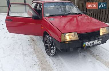 Хэтчбек ВАЗ 2108 1993 в Каменке-Бугской