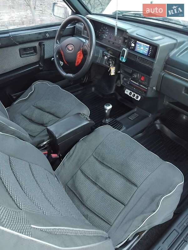 Хэтчбек ВАЗ / Lada 2108 1992 в Житомире