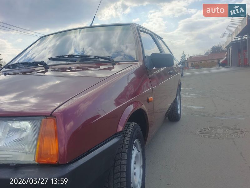 Хетчбек ВАЗ / Lada 2108 1992 в Києві