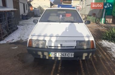Хэтчбек ВАЗ 2108 1990 в Жидачове
