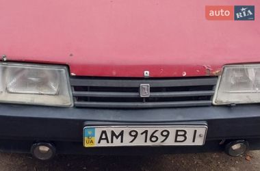 Хэтчбек ВАЗ 2108 1991 в Коростене