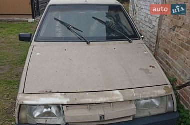 Хэтчбек ВАЗ 2108 1987 в Сокале