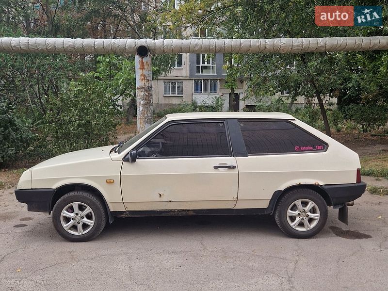 Хэтчбек ВАЗ / Lada 2108 1992 в Павлограде фото 3 Хэтчбек ВАЗ / Lada 2108 1992 в Павлограде
