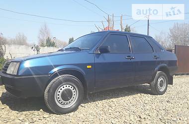 Седан ВАЗ / Lada 21099 2007 в Черновцах