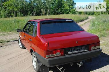 Седан ВАЗ / Lada 21099 1992 в Миргороде