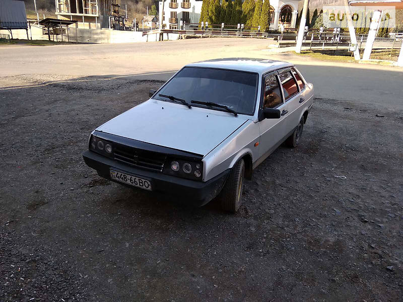 Седан ВАЗ / Lada 21099 1993 в Поляне