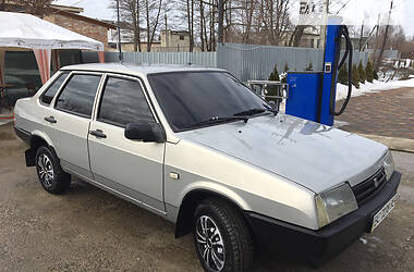 Седан ВАЗ / Lada 21099 2007 в Долине