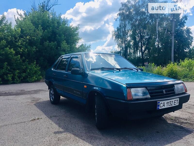 Седан ВАЗ / Lada 21099 1996 в Золотоноше