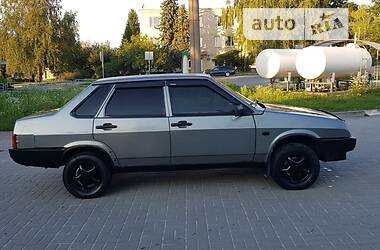 Седан ВАЗ / Lada 21099 2003 в Тернополе