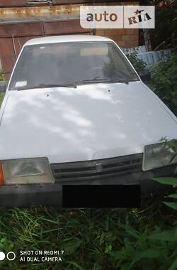 Седан ВАЗ / Lada 21099 1998 в Ромнах