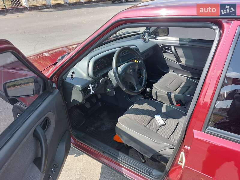 Седан ВАЗ / Lada 21099 2006 в Берегово фото 5 Седан ВАЗ / Lada 21099 2006 в Берегово