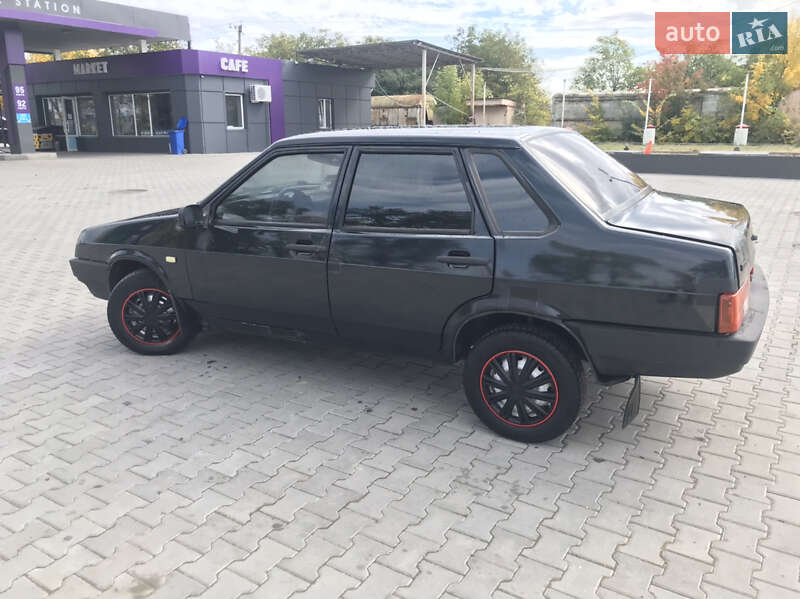 Седан ВАЗ / Lada 21099 2004 в Черновцах фото 4 Седан ВАЗ / Lada 21099 2004 в Черновцах