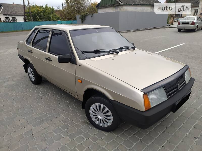 Седан ВАЗ / Lada 21099 2011 в Кременчуге