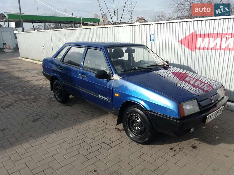 Седан ВАЗ / Lada 21099 2006 в Івано-Франківську