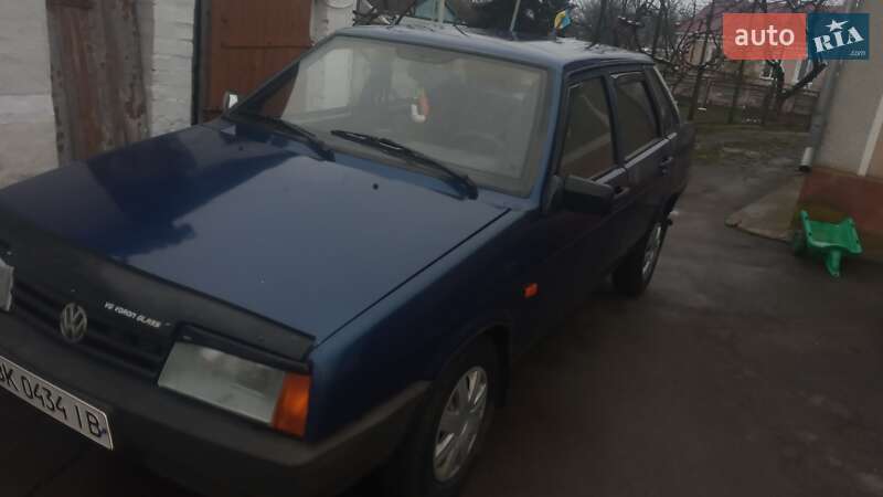 Седан ВАЗ / Lada 21099 2005 в Млиніві