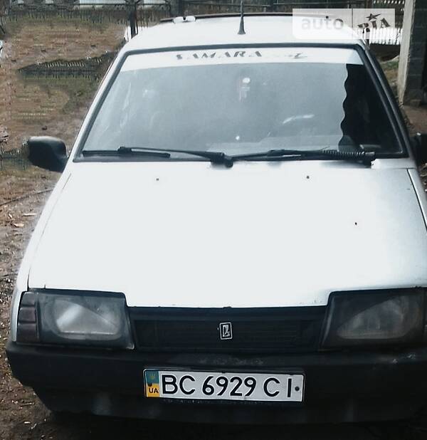Седан ВАЗ / Lada 21099 2001 в Николаеве