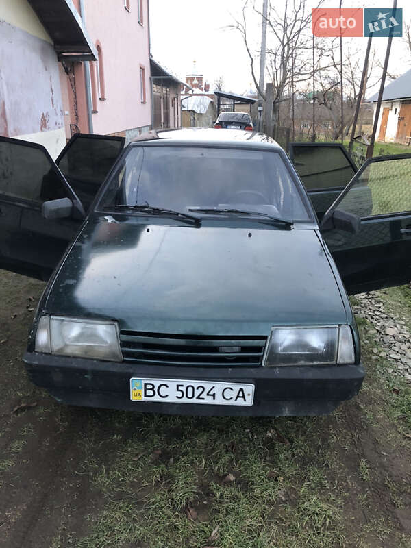 Седан ВАЗ / Lada 21099 2002 в Стрию