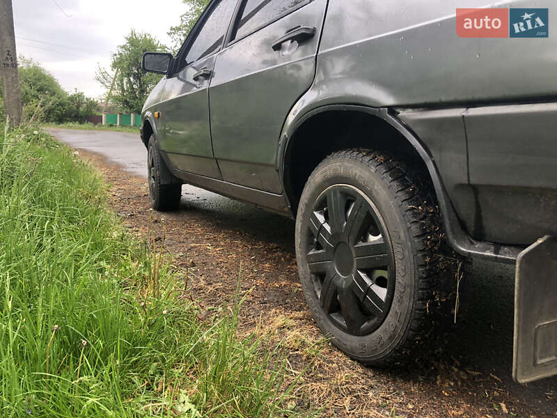 Седан ВАЗ / Lada 21099 1992 в Полонному