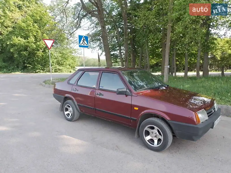 ВАЗ / Lada 21099
