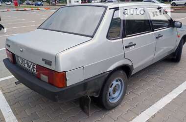Седан ВАЗ / Lada 21099 2000 в Одессе