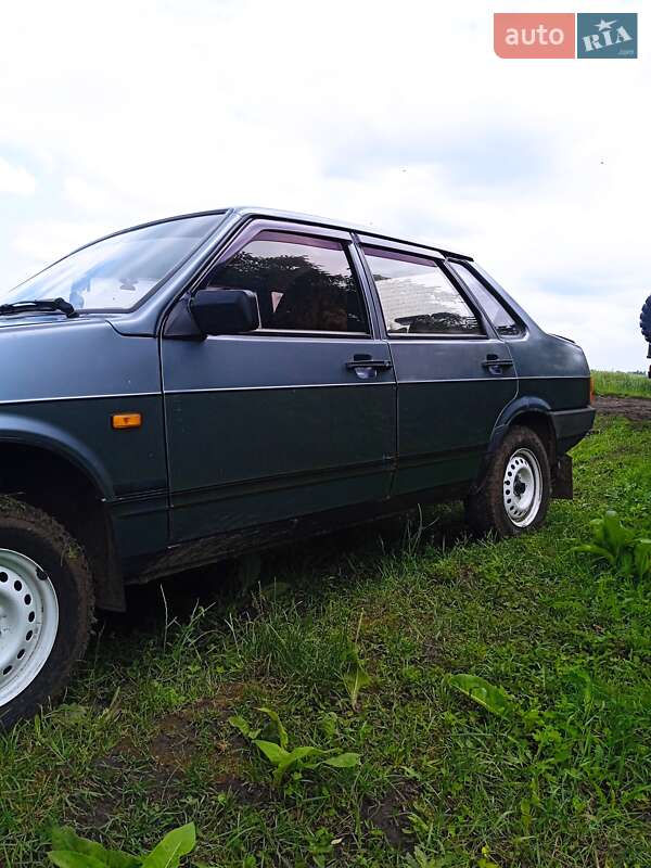 Седан ВАЗ / Lada 21099 2007 в Луцке фото 3 Седан ВАЗ / Lada 21099 2007 в Луцке