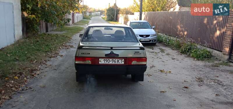 Седан ВАЗ / Lada 21099 2003 в Стрию