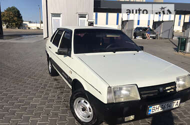 Седан ВАЗ / Lada 21099 1998 в Одессе
