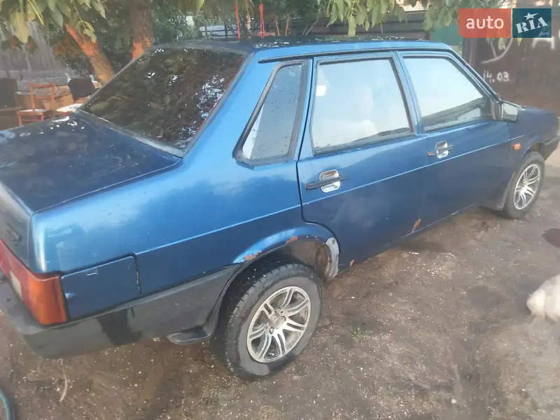 ВАЗ / Lada 21099