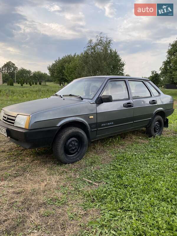 Седан ВАЗ / Lada 21099 2006 в Луцке