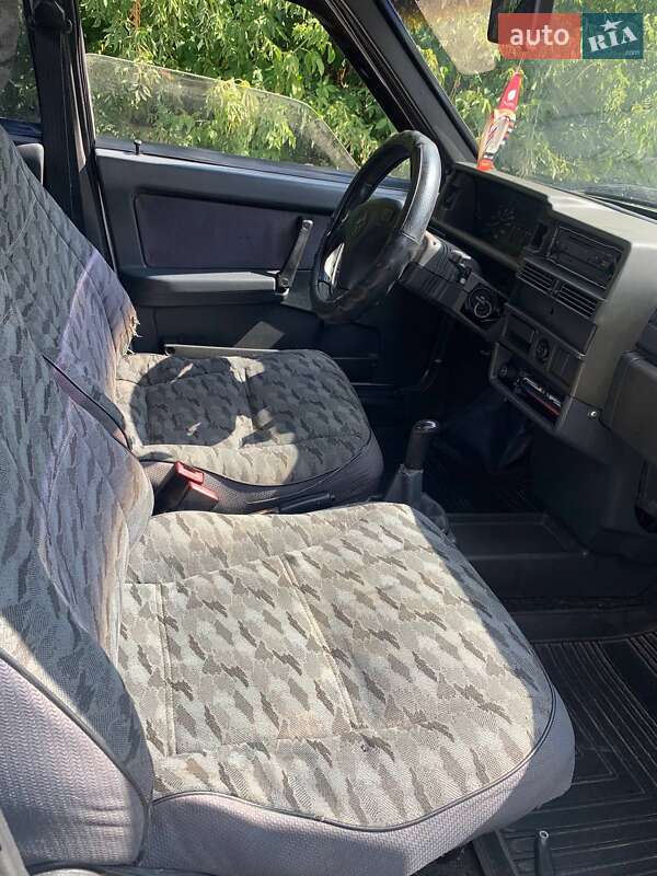 Седан ВАЗ / Lada 21099 2000 в Дубні