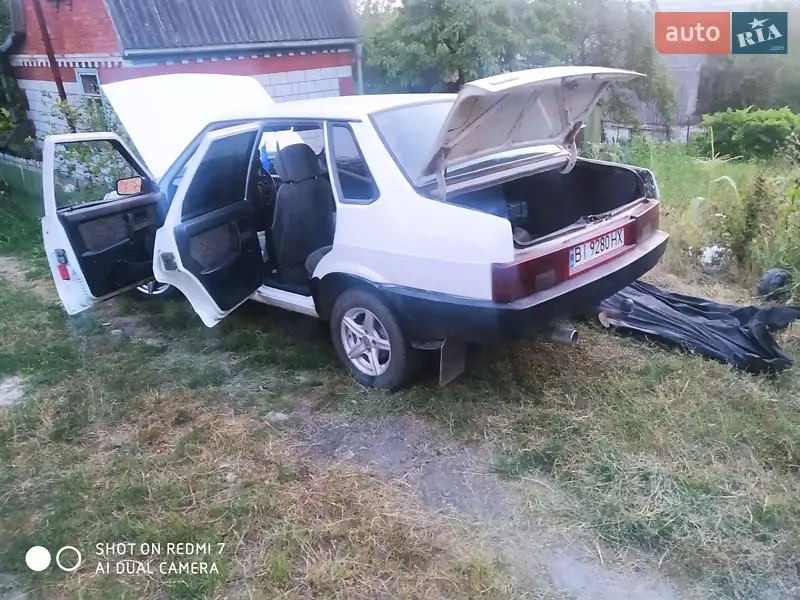 ВАЗ / Lada 21099