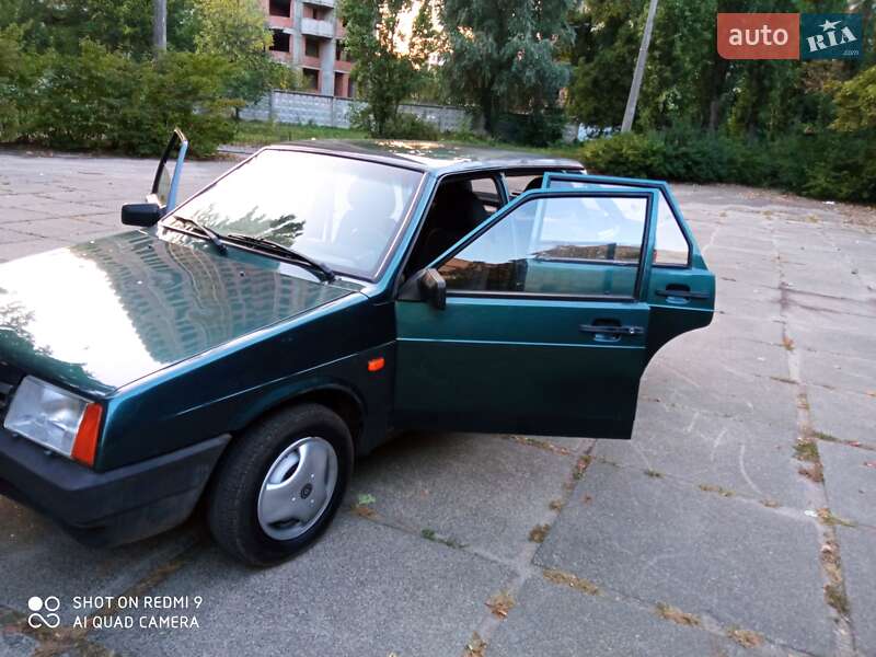 Седан ВАЗ / Lada 21099 2005 в Києві