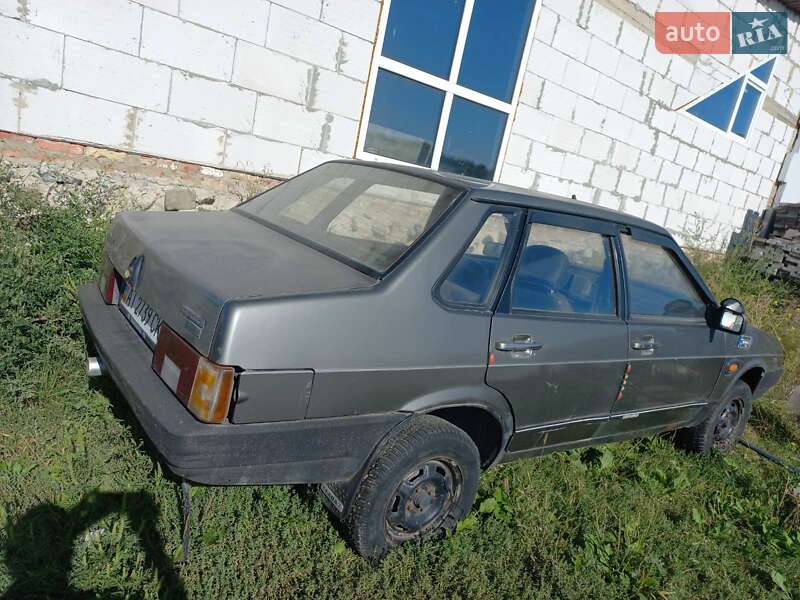 Седан ВАЗ / Lada 21099 1992 в Рівному фото 2 Седан ВАЗ / Lada 21099 1992 в Рівному