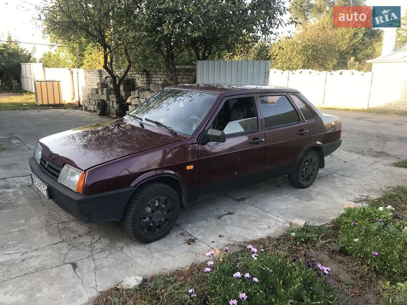 Седан ВАЗ / Lada 21099 2007 в Магдалиновке