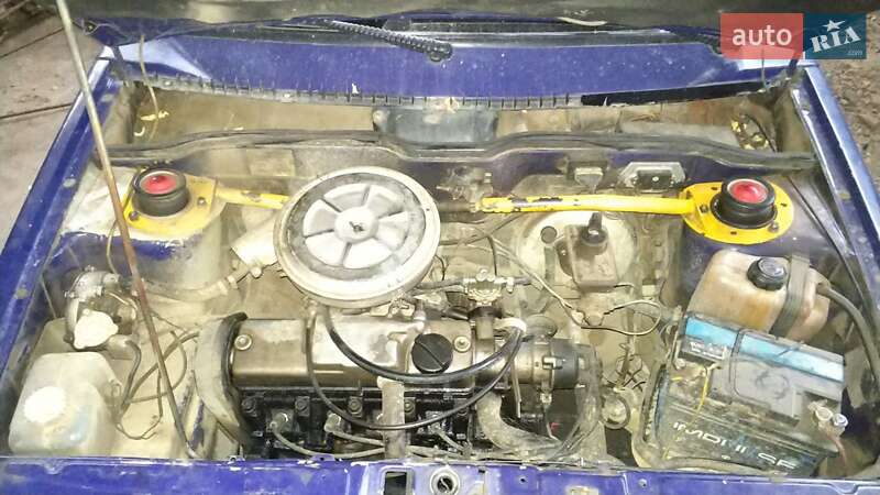 Седан ВАЗ / Lada 21099 1999 в Харькове