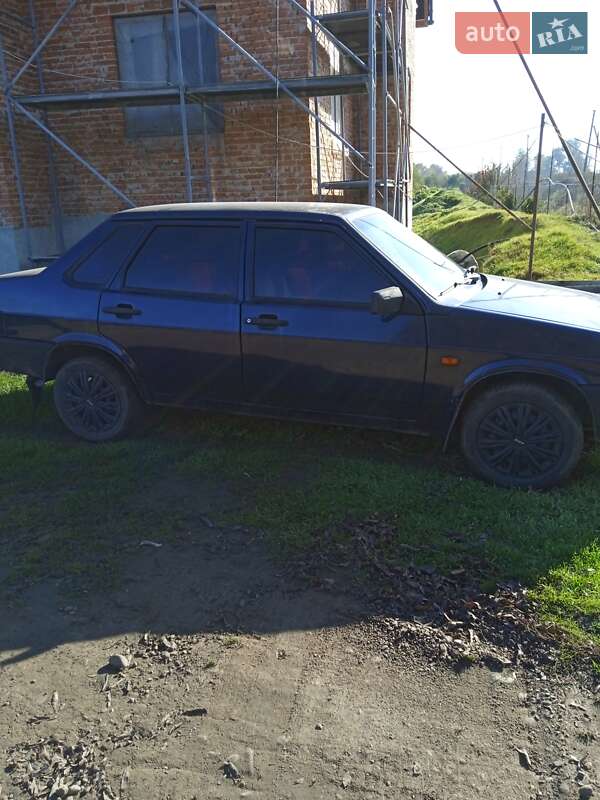 Седан ВАЗ / Lada 21099 2006 в Бурштині