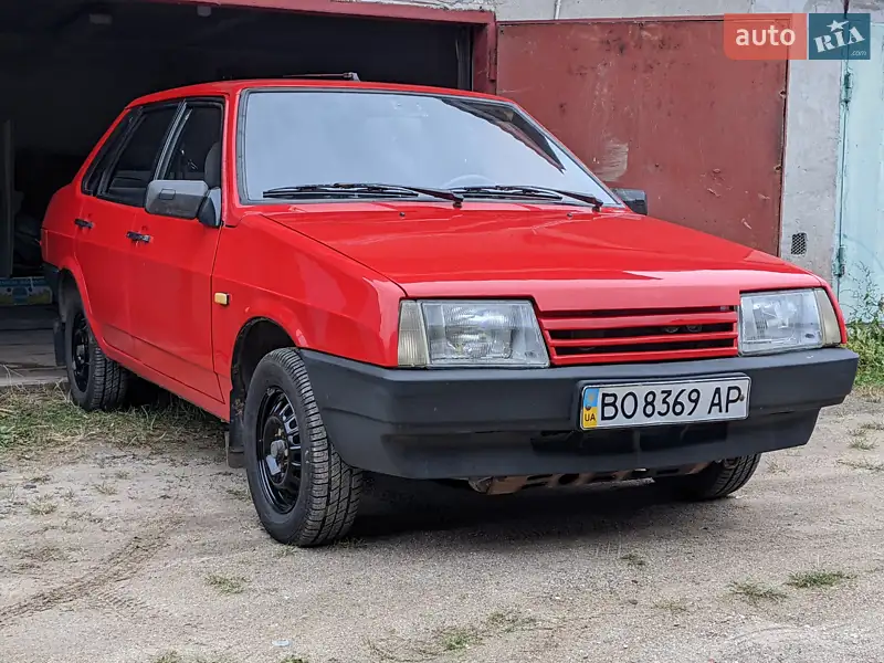 ВАЗ / Lada 21099