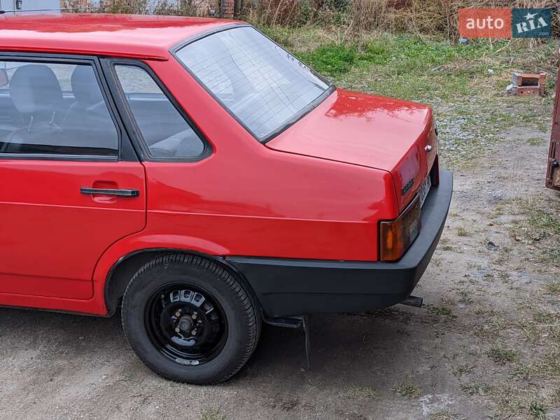 Седан ВАЗ / Lada 21099 1992 в Тернополі