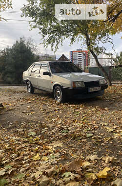 Седан ВАЗ / Lada 21099 2004 в Николаеве