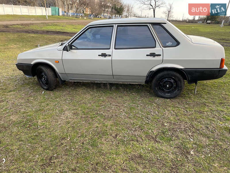 Седан ВАЗ / Lada 21099 2006 в Веселинове