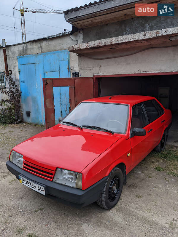 Седан ВАЗ / Lada 21099 1992 в Тернополі