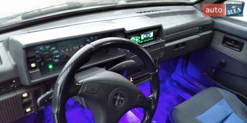 Седан ВАЗ / Lada 21099 1999 в Харькове