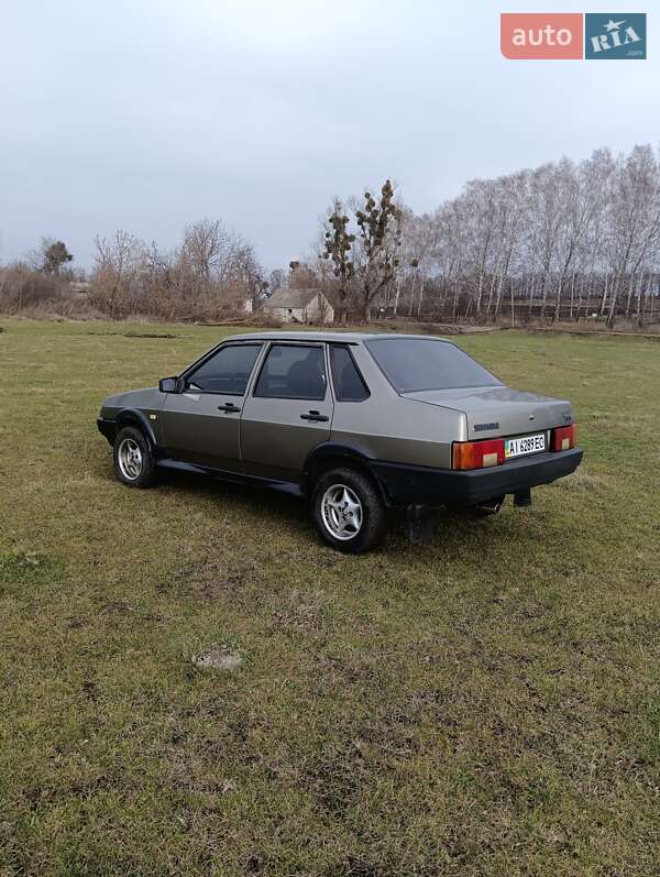 Седан ВАЗ / Lada 21099 2004 в Білій Церкві