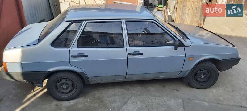 Седан ВАЗ / Lada 21099 2004 в Прилуках