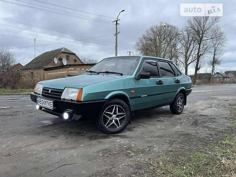 Седан ВАЗ / Lada 21099 1999 в Казатине