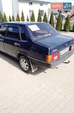 Седан ВАЗ / Lada 21099 2006 в Косове